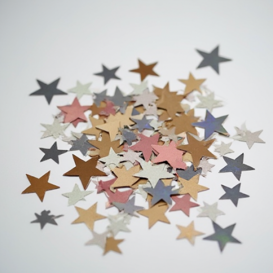 Holographic Metallic Star Table Scatters
